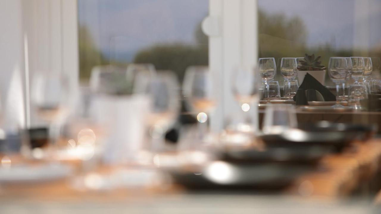 Pláka Cosmos Hotel מראה חיצוני תמונה