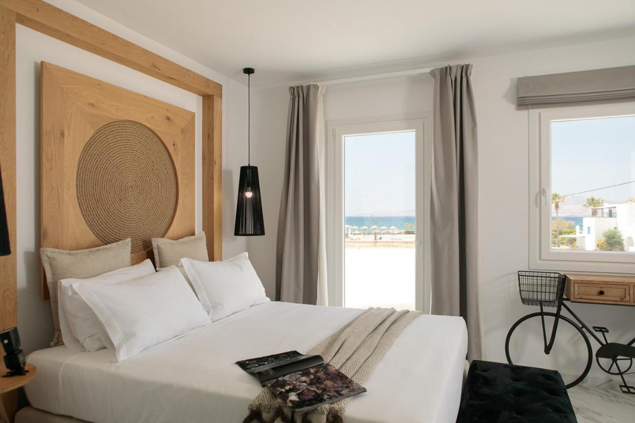 Pláka Cosmos Hotel מראה חיצוני תמונה