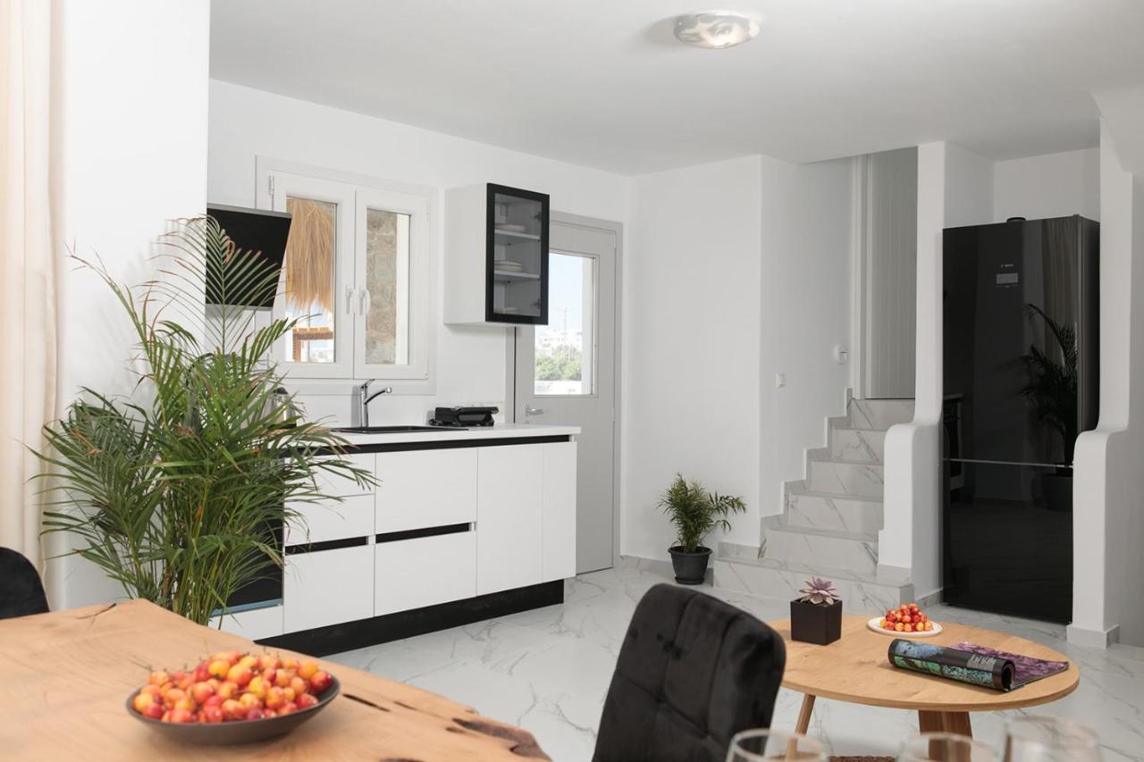 Pláka Cosmos Hotel מראה חיצוני תמונה