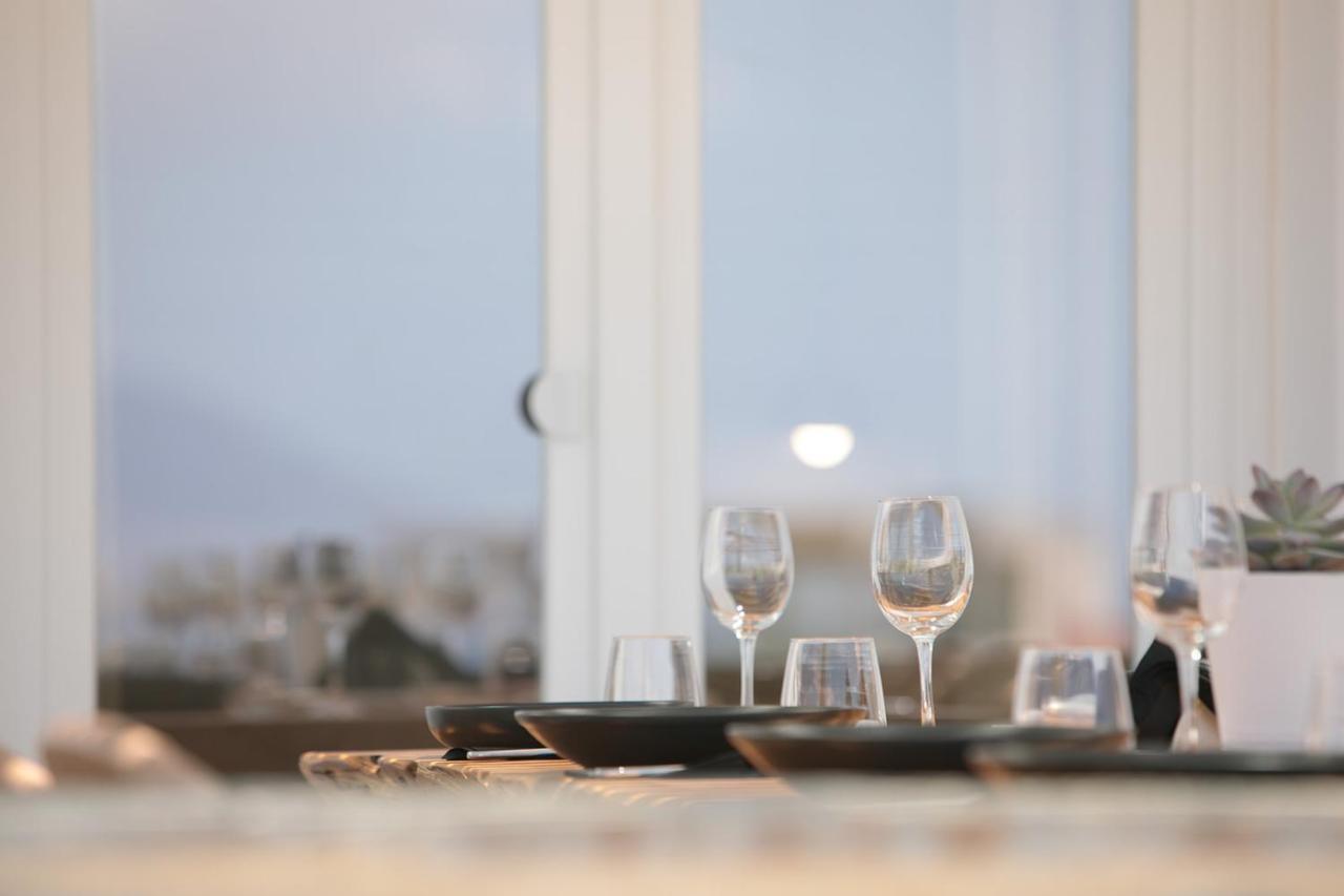 Pláka Cosmos Hotel מראה חיצוני תמונה