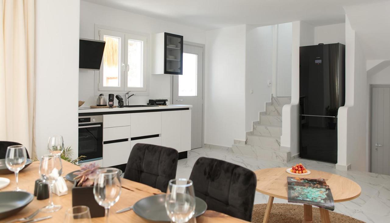 Pláka Cosmos Hotel מראה חיצוני תמונה
